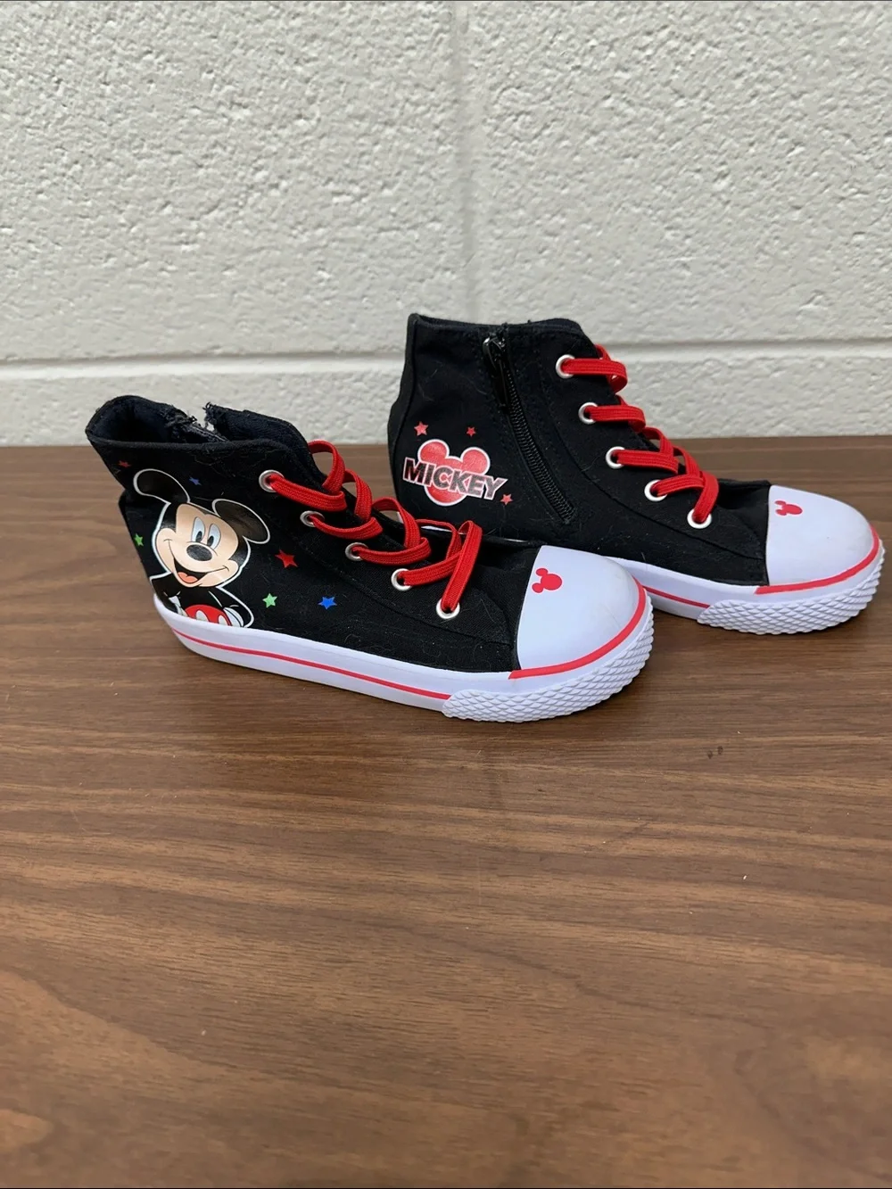 NWOT Disney Black and Red Mickey High-Top Sneakers for Kids size 12-1/2